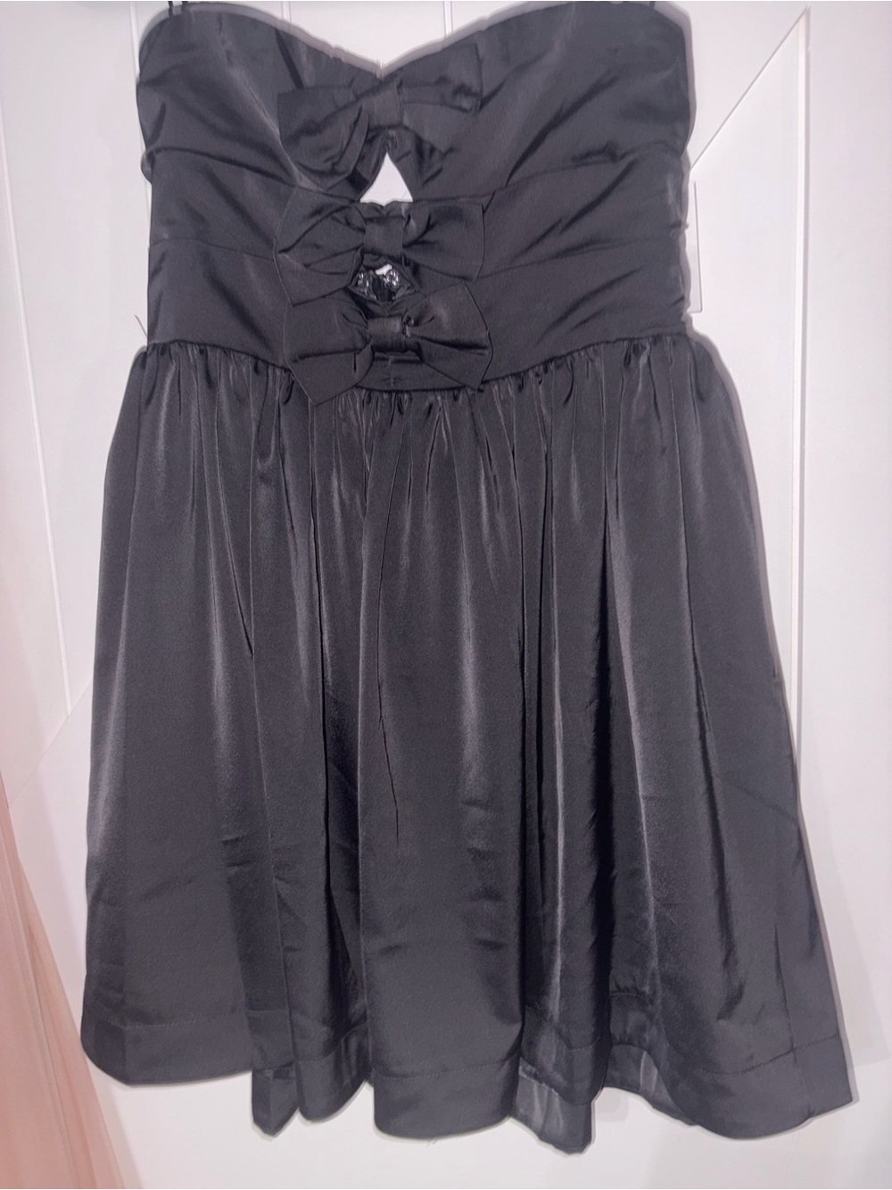 NWT All in Favor Strapless Peekaboo Bow Mini Dress Black size Large
